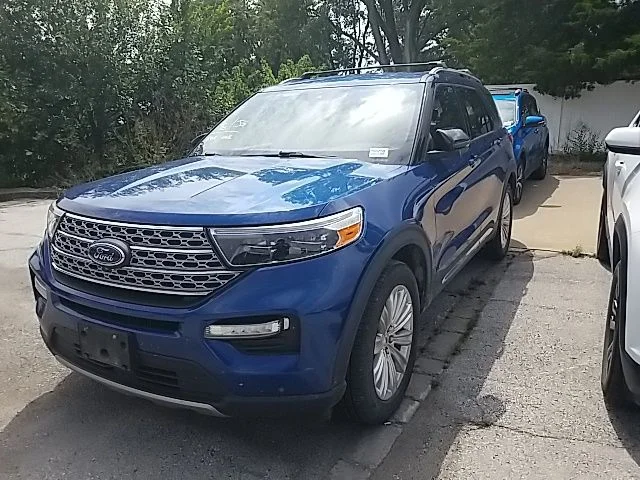 Used 2020 Blue Ford Limited image 12