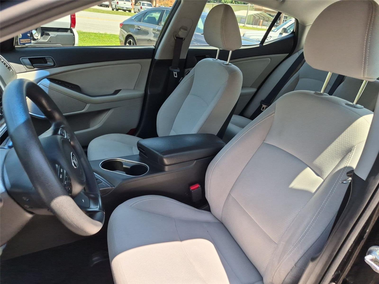Used 2015 Ebony Black Kia LX image 18
