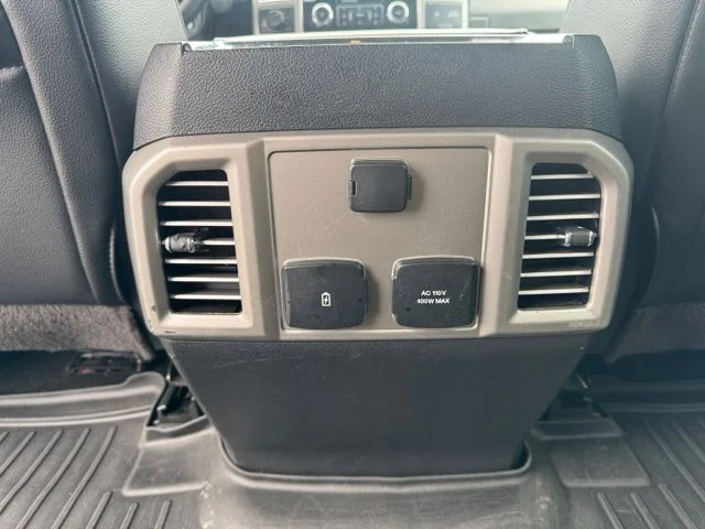 Used 2017 Magnetic Ford Lariat image 13