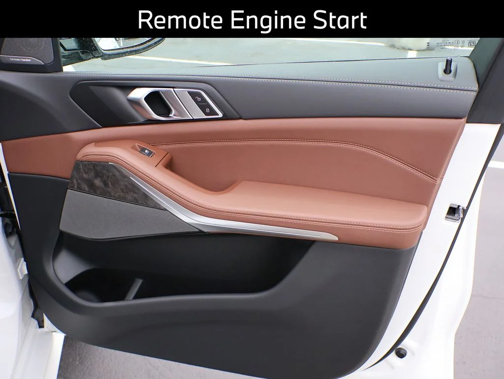 New 2026 White BMW xDrive40i image 15