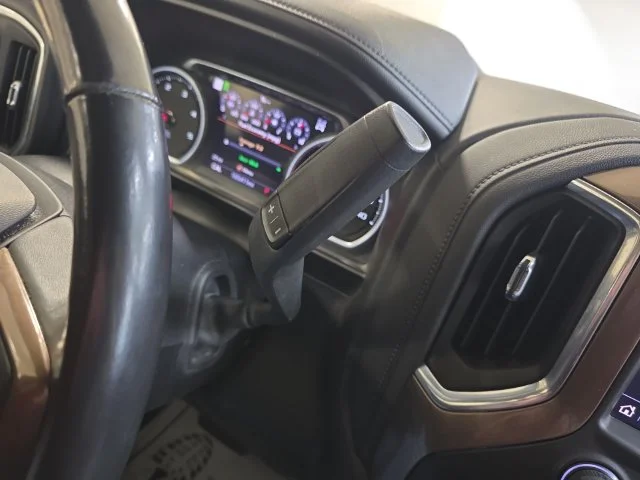 Used 2020 Black Chevrolet High Country image 18