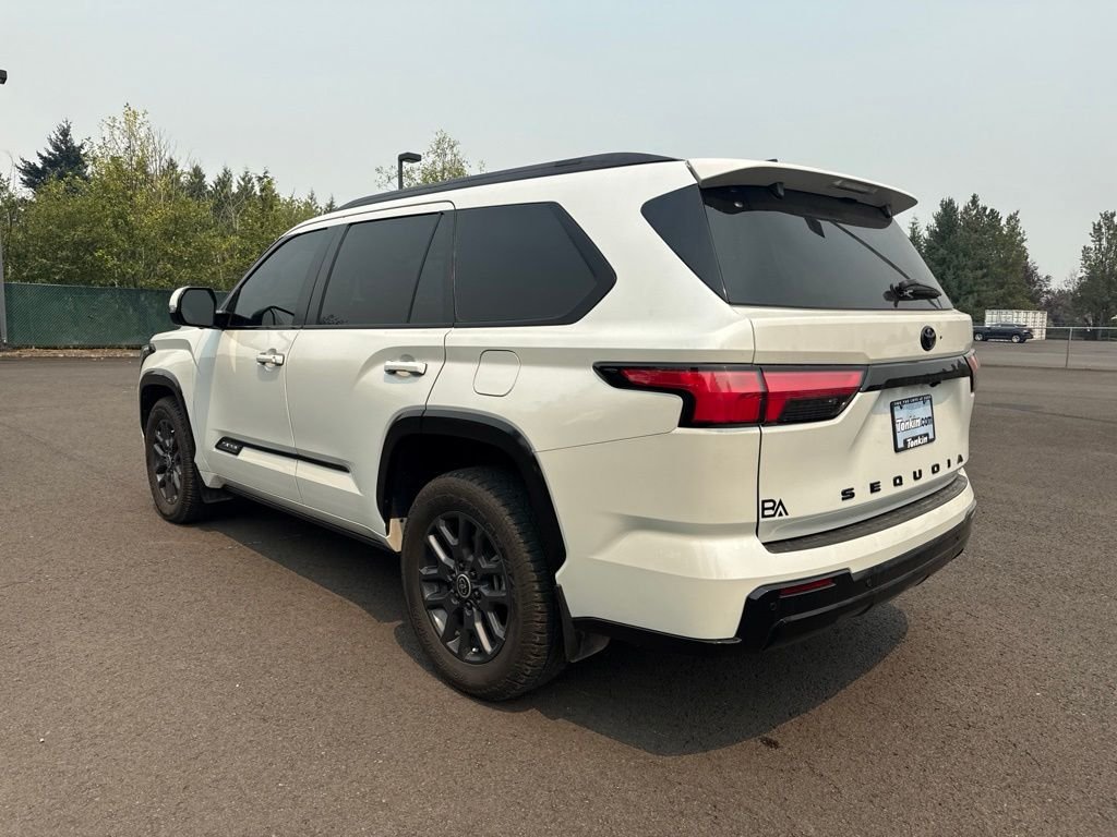 Used 2024 Wind Chill Pearl Toyota Platinum image 4
