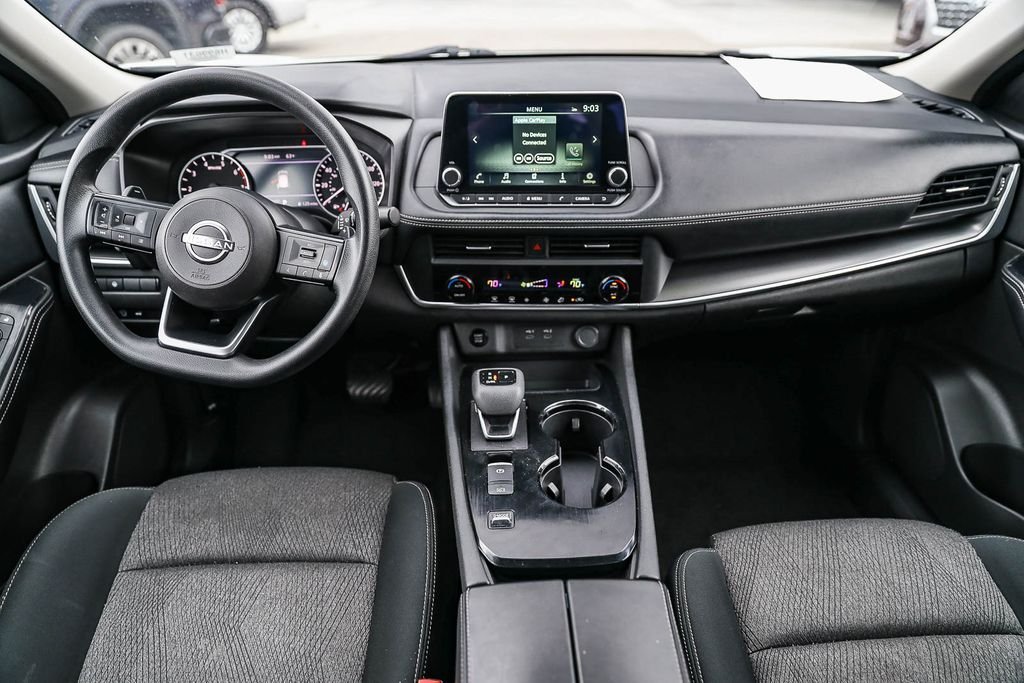 2024 Nissan Rogue SV - Photo 12