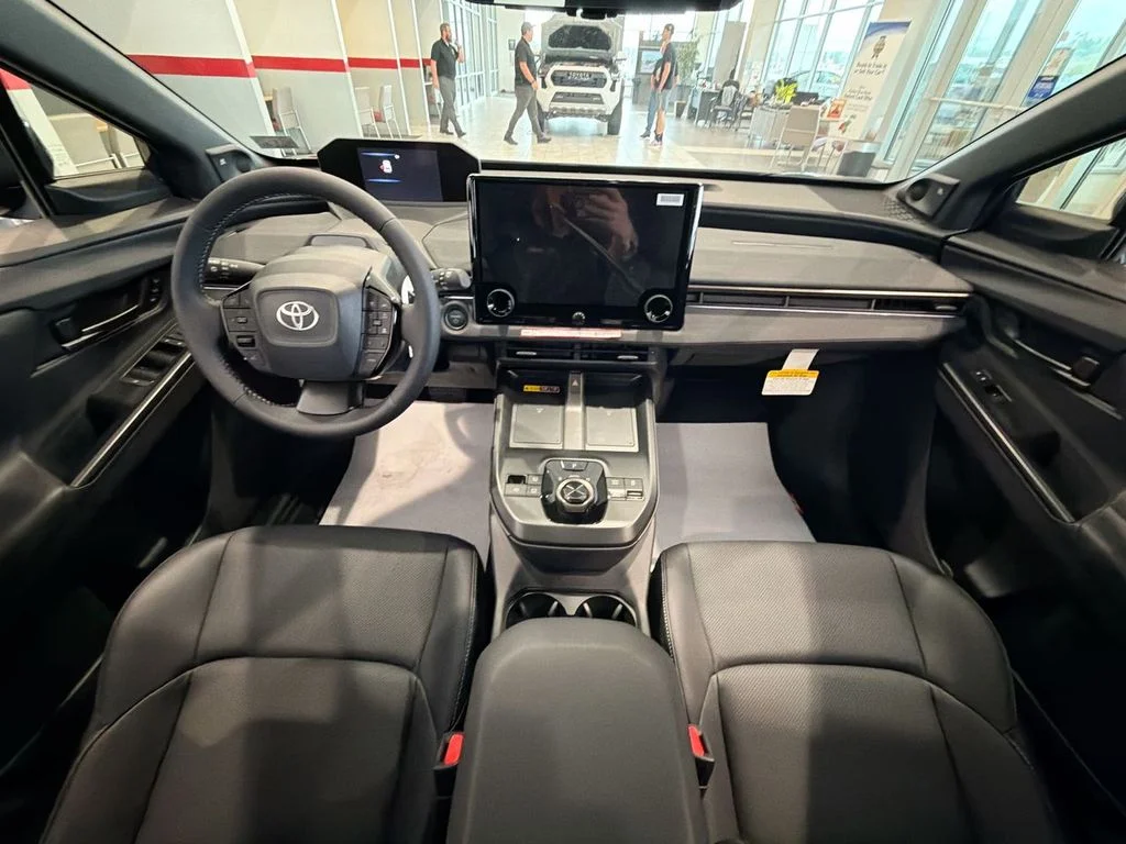 2026 Toyota bZ Woodland Woodland - Photo 10