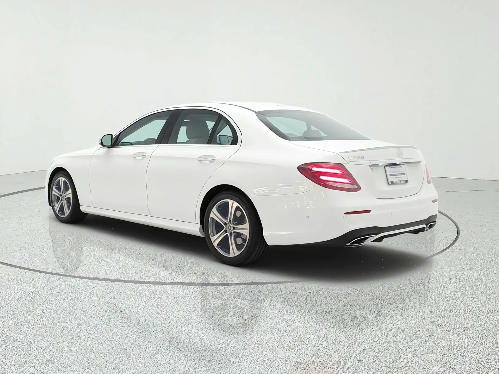 Used 2018 Polar White Mercedes-Benz E 300 RWD Sedan image 7
