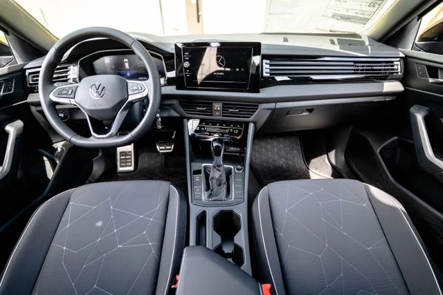 New 2026 Black Volkswagen 1.5T Sport image 12