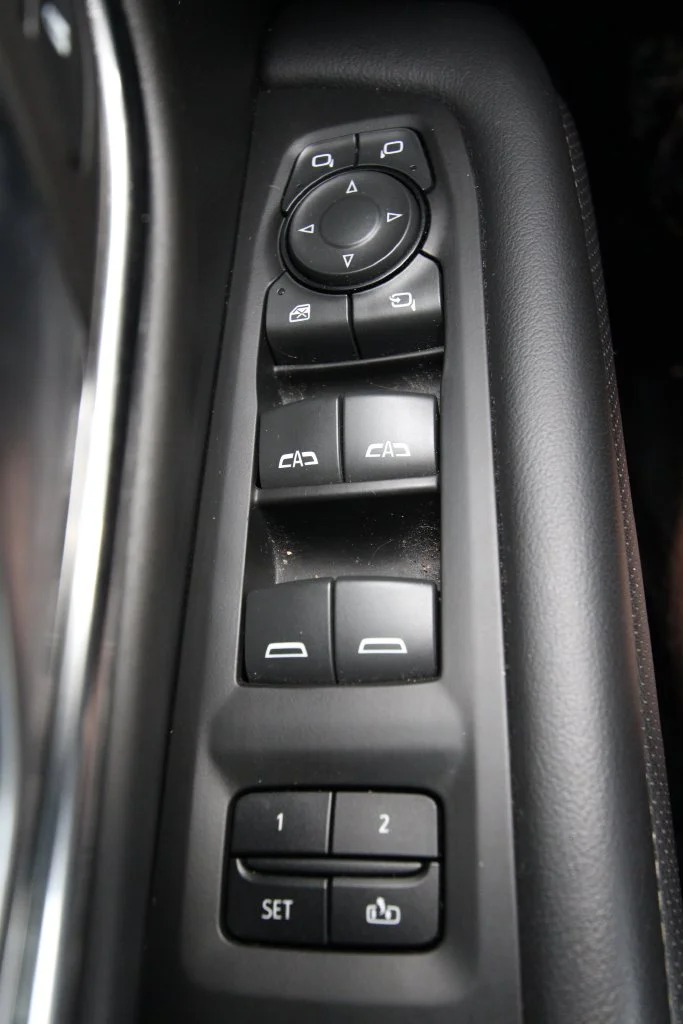 Used 2022 Gray GMC SLT image 26