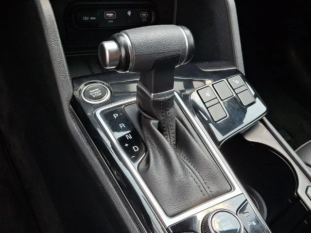 Certified Used 2023 Silver Kia EX image 15
