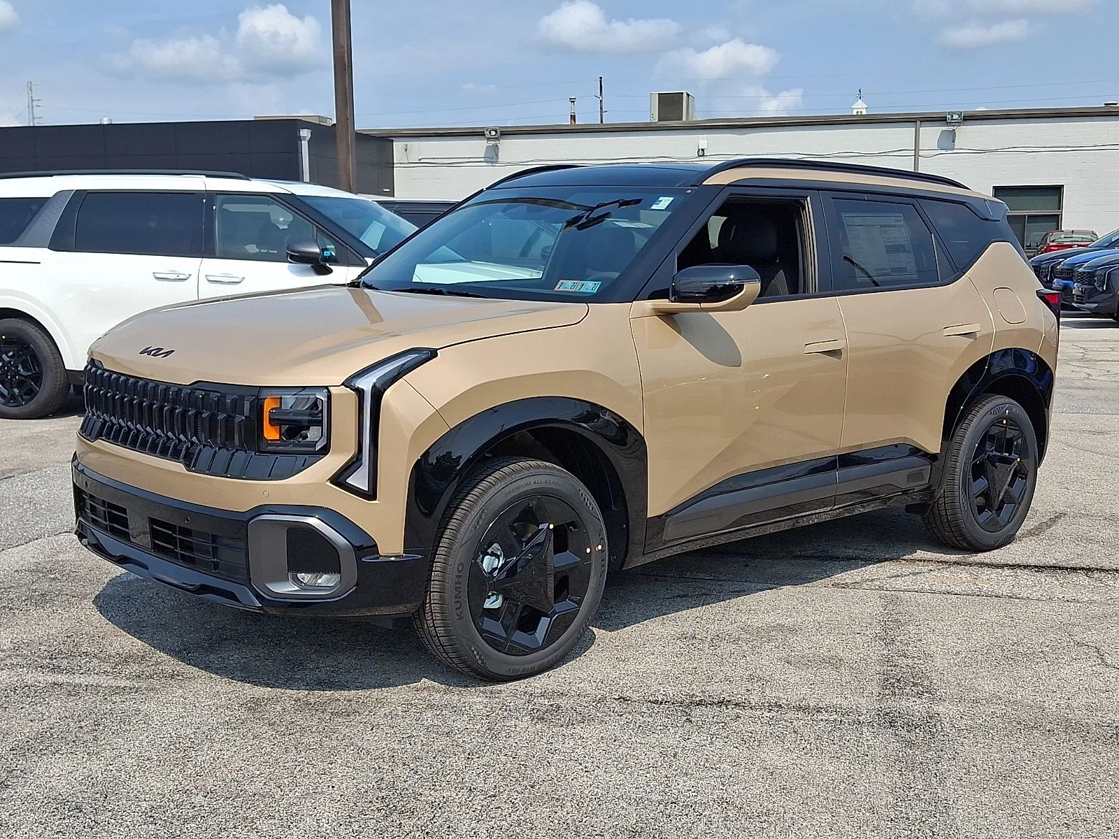 New 2027 Brown Kia X-Line S image 5