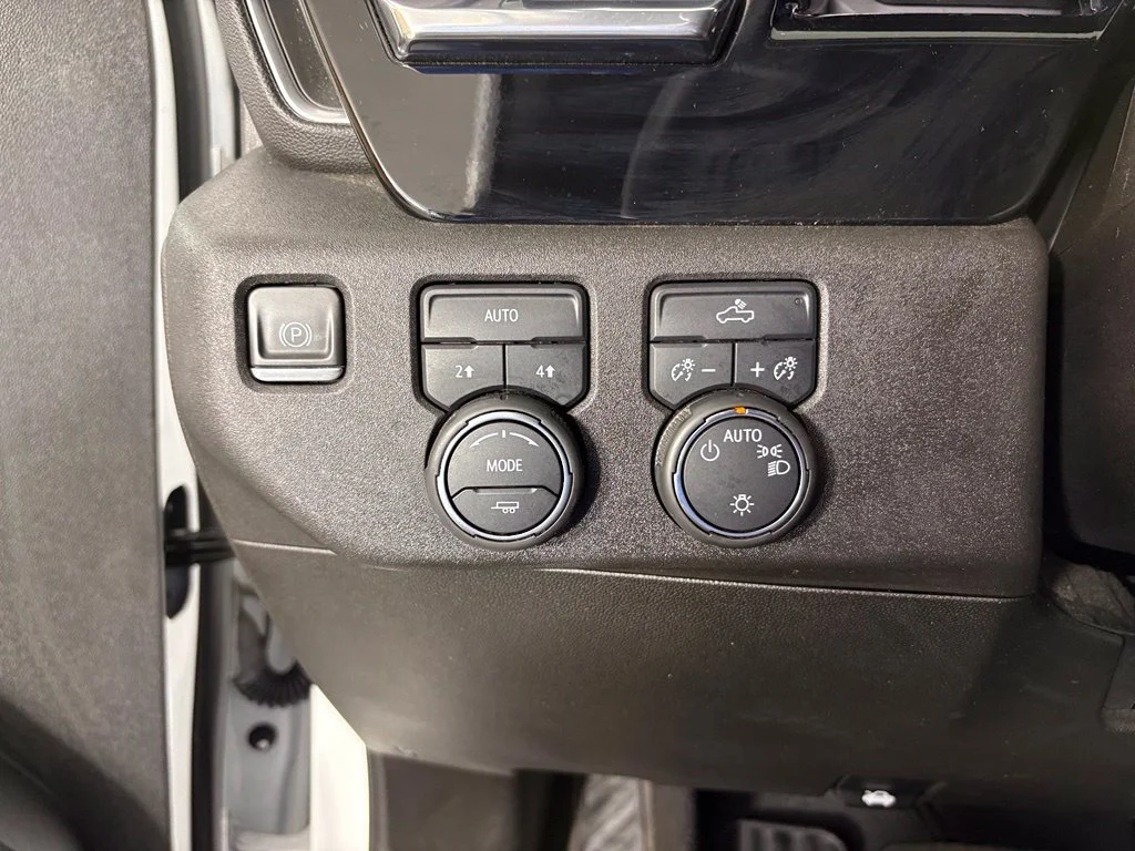 Used 2023 White Chevrolet LT image 22