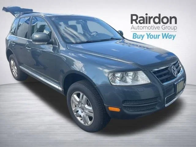 2005 Volkswagen Touareg's photo