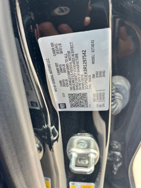 Used 2024 Black GMC AT4 image 13