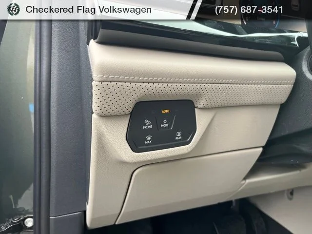 New 2026 Green Volkswagen 2.0T SE w/Technology image 17