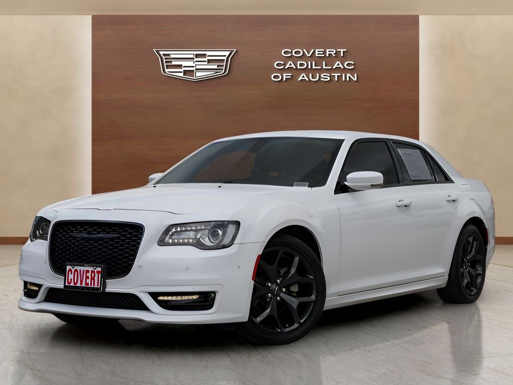 2022 Chrysler 300 Touring L's photo
