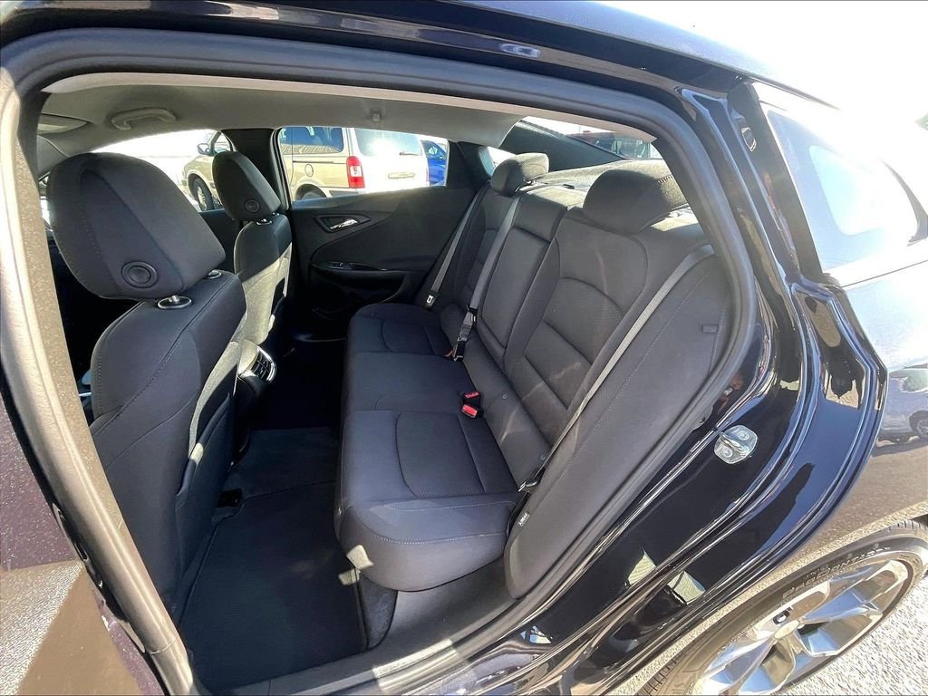 Used 2022 Gray Chevrolet LT image 15