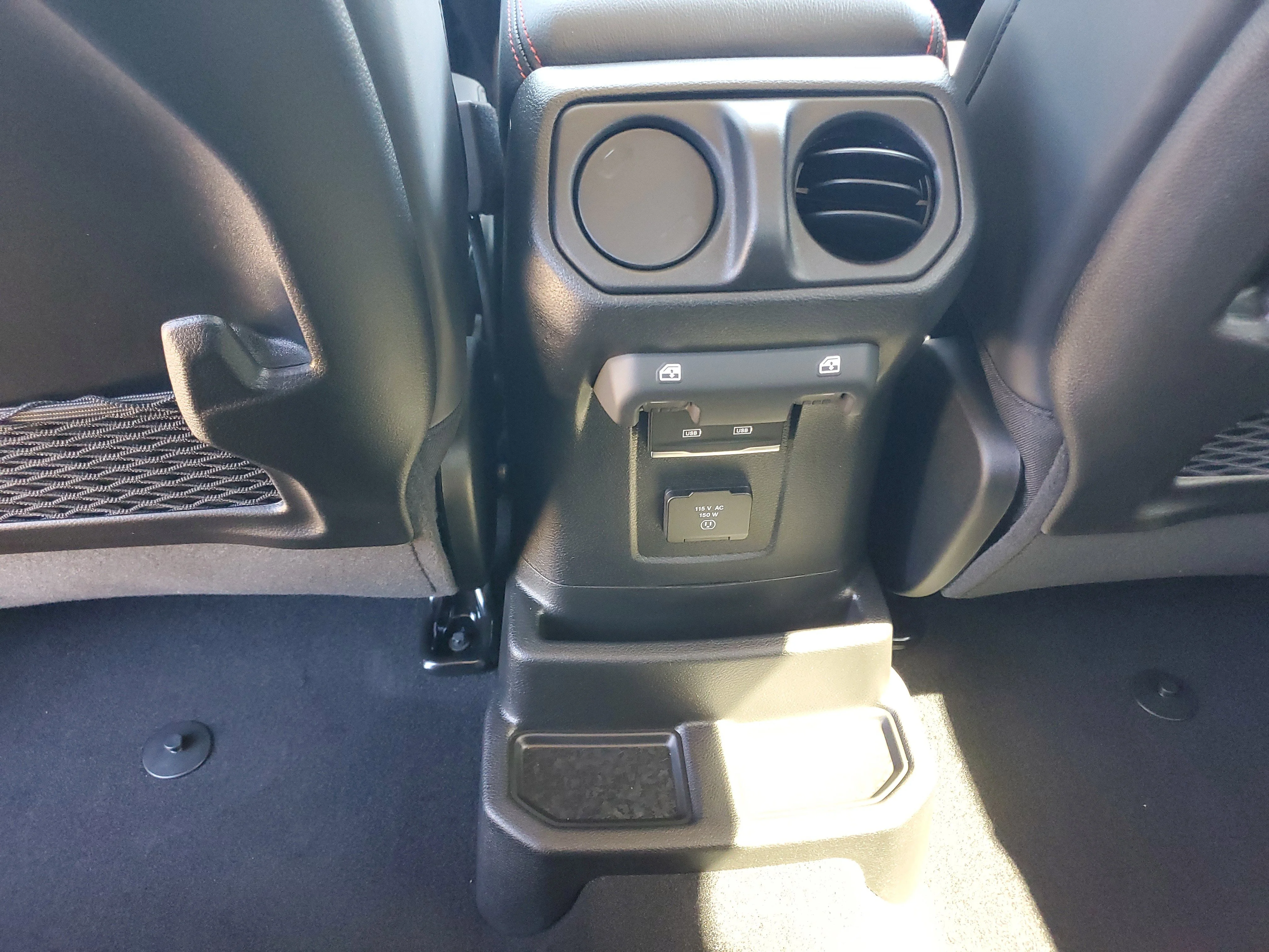 New 2026 Hydro Blue Pearlcoat Jeep Rubicon image 18