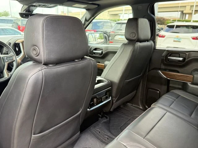 Used 2022 Beige Chevrolet High Country image 25
