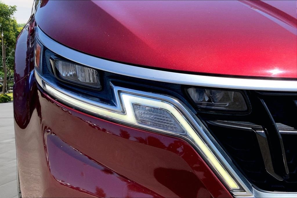 Used 2022 Red Kia LXS image 32