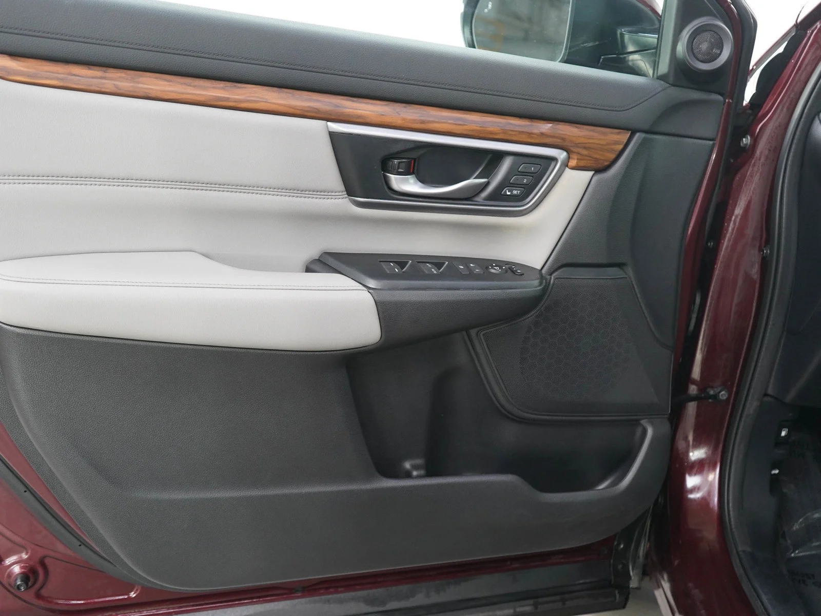 Used 2017  Honda EXL image 19