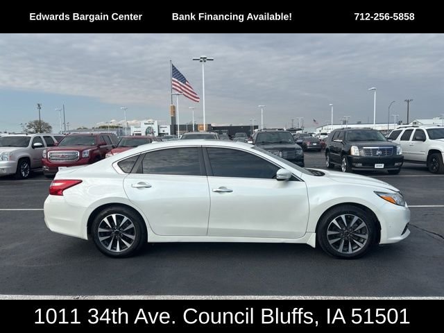 2016 Nissan Altima SV