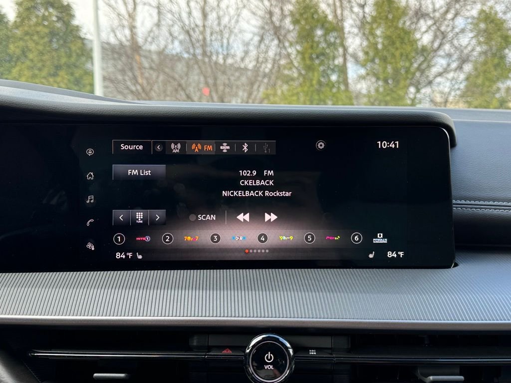 2025 Nissan Murano SV - Photo 18