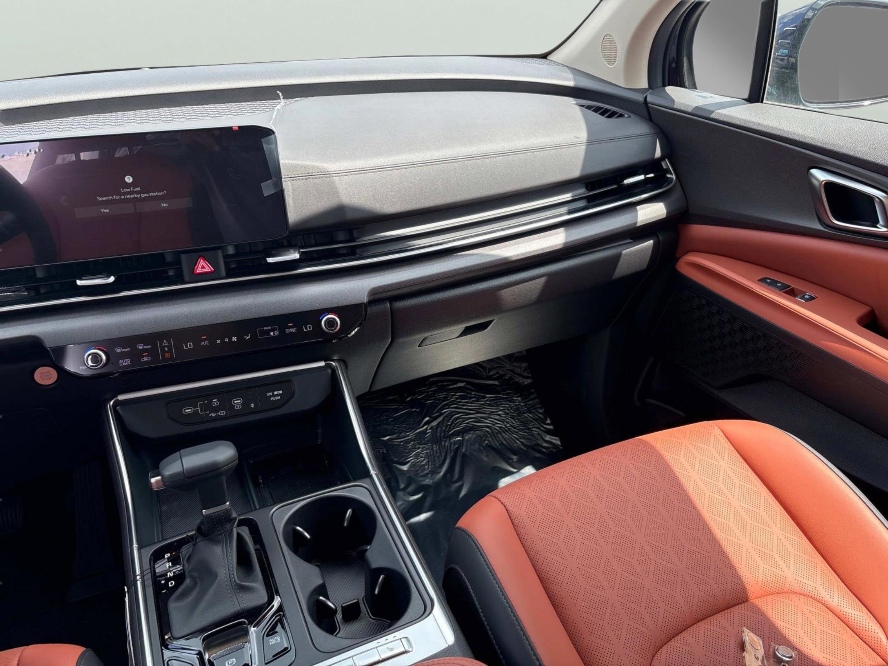 2026 Kia Carnival EX - Photo 15