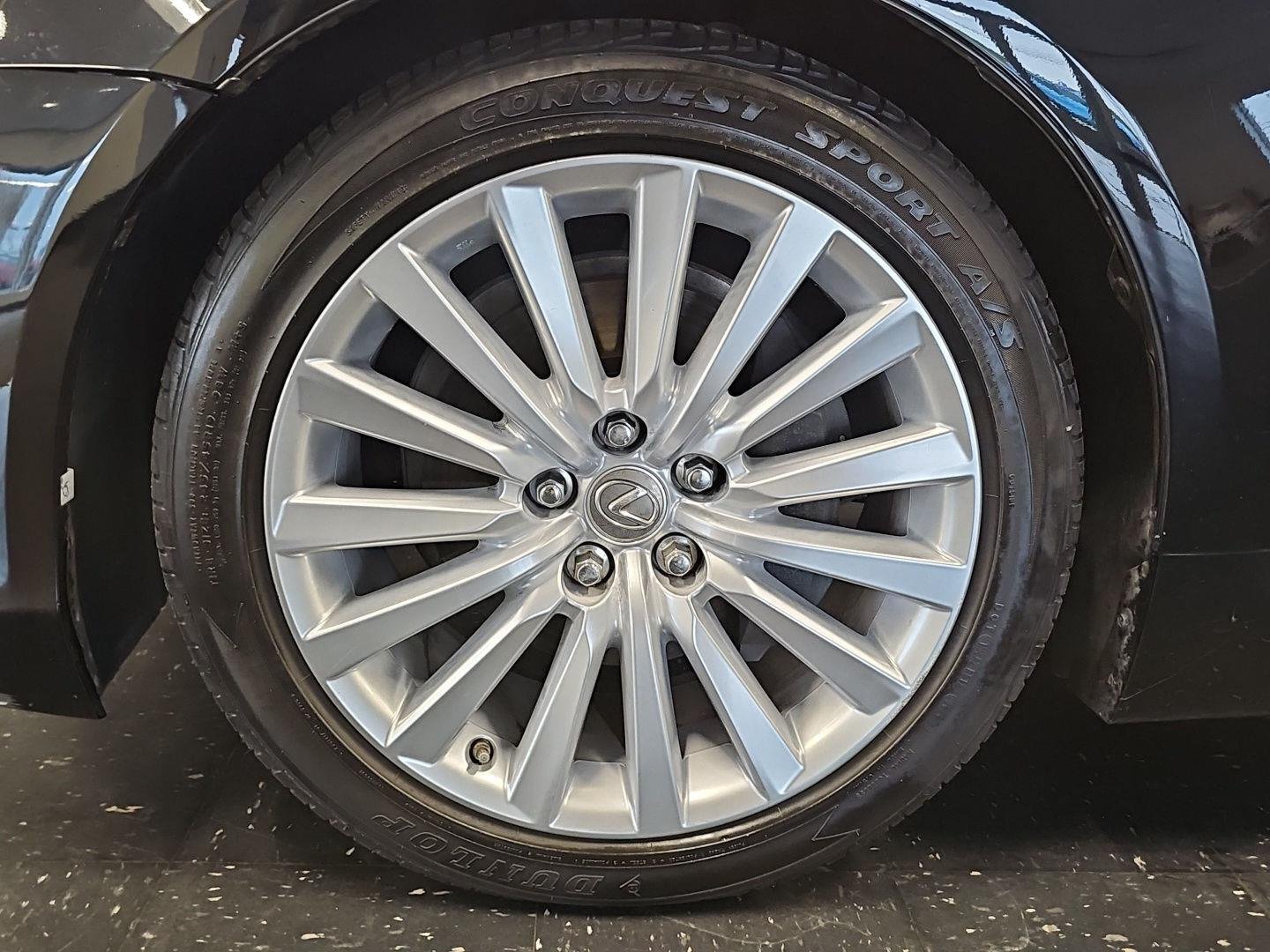 Used 2014 Obsidian Lexus 4DR SDN RWD image 9