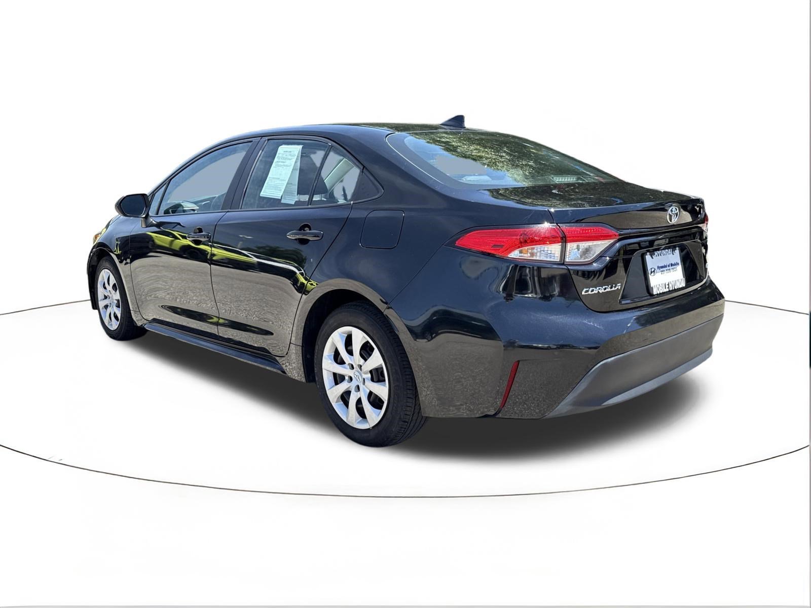 2024 Toyota Corolla LE - Photo 9