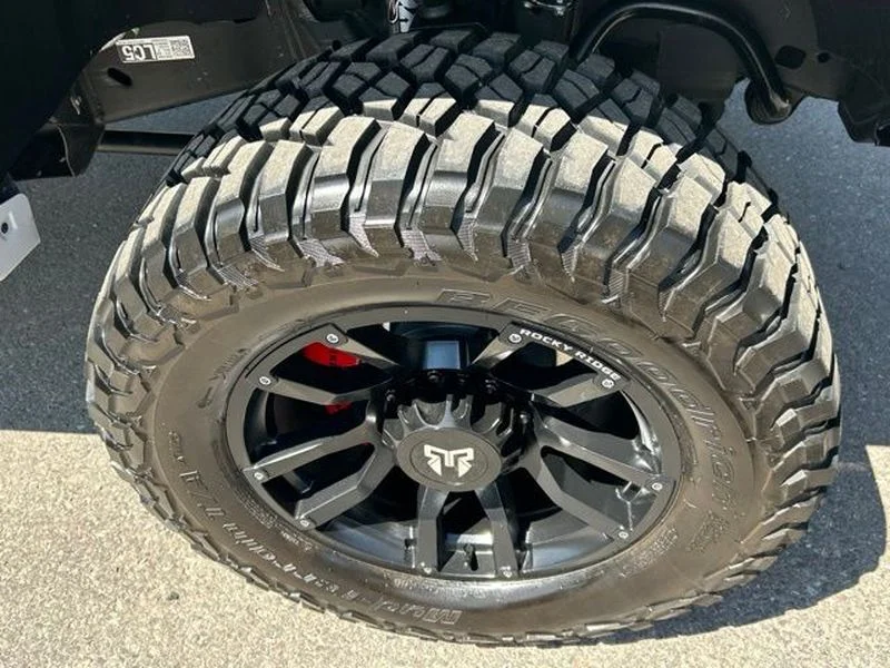 2026 Chevrolet Silverado 2500HD LTZ - Photo 5