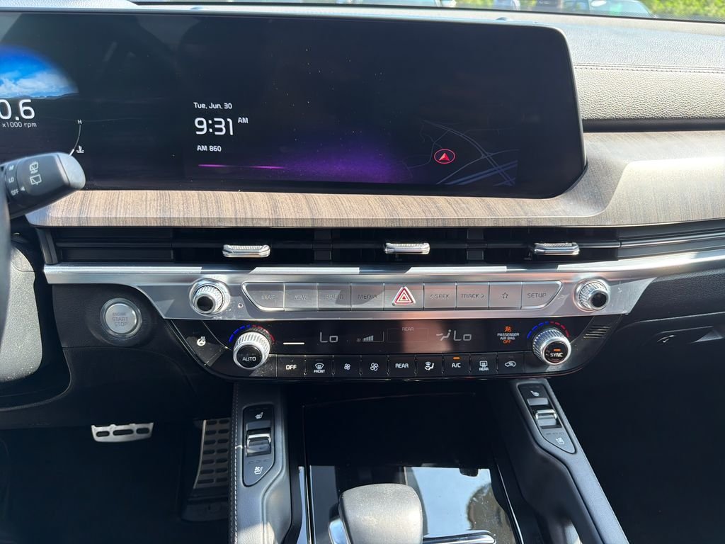 Used 2023 Ebony Black Kia SX-Prestige image 9