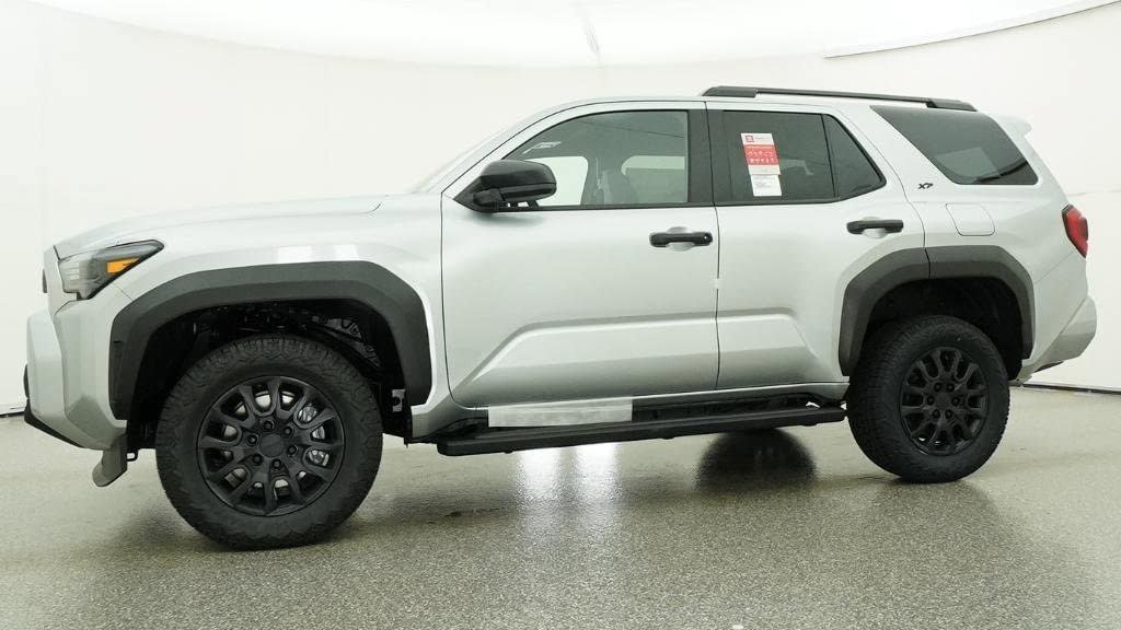 Used 2026  Toyota SR5 image 17