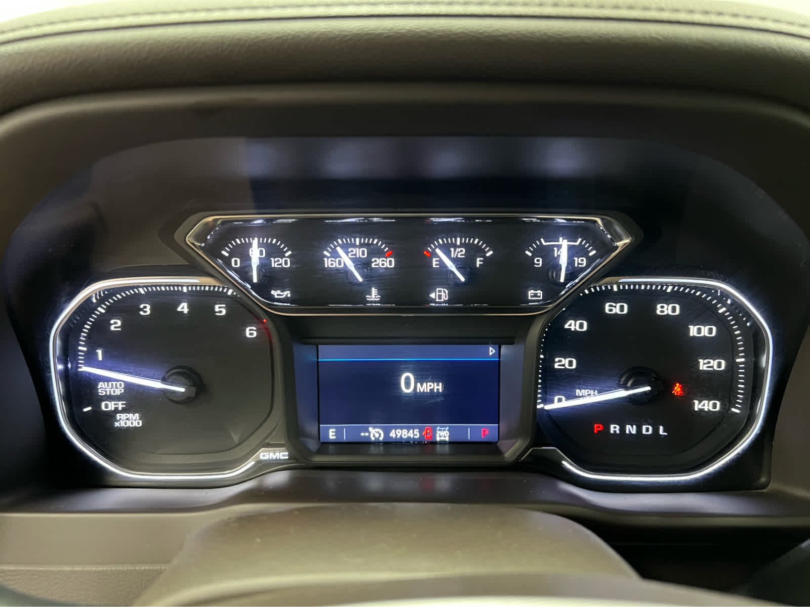 Used 2021 Cayenne Red Tintcoat GMC SLE image 25