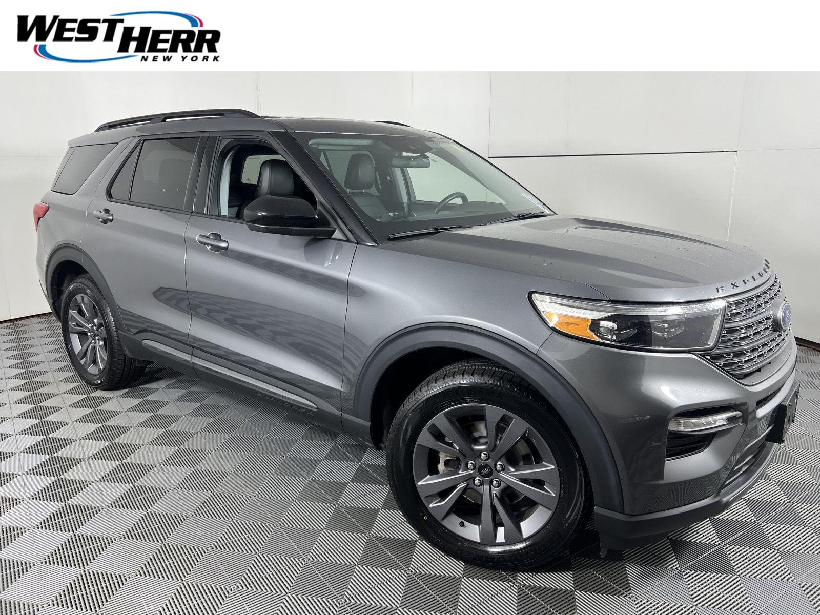Used 2022 Carbonized Gray Ford XLT image 1