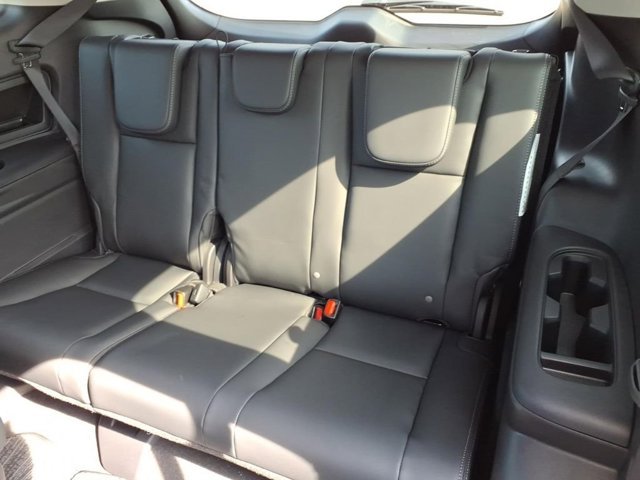 New 2026 ICE SILVER METALLIC Subaru Premium 7-Passenger image 6