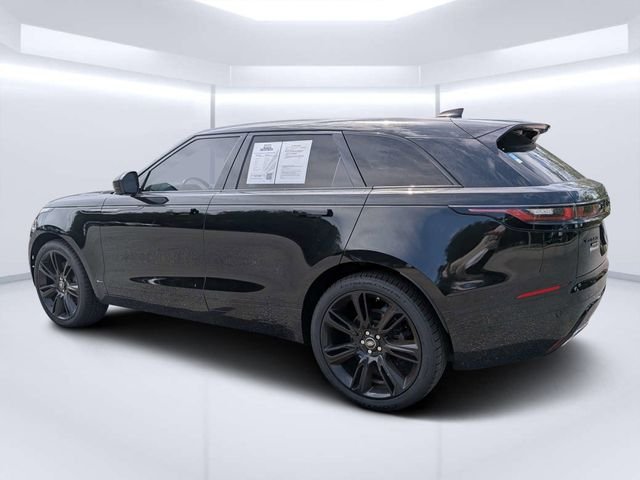 Used 2021 Black Land Rover R-Dynamic HSE image 5