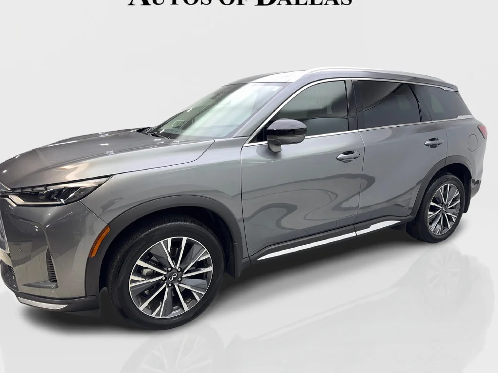 Used 2026 Gray INFINITI LUXE image 12