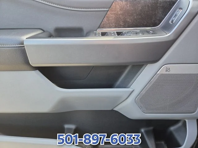Used 2024 Blue Ford XLT image 28