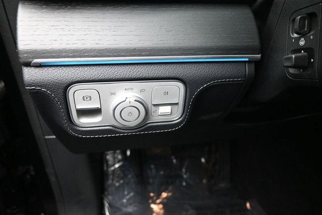 Used 2024  Mercedes-Benz GLE 580 image 16