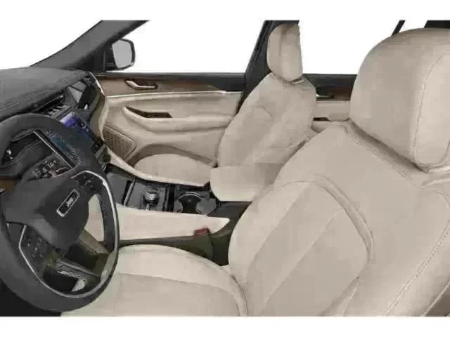 2023 Jeep Grand Cherokee Overland 4xe - Photo 6