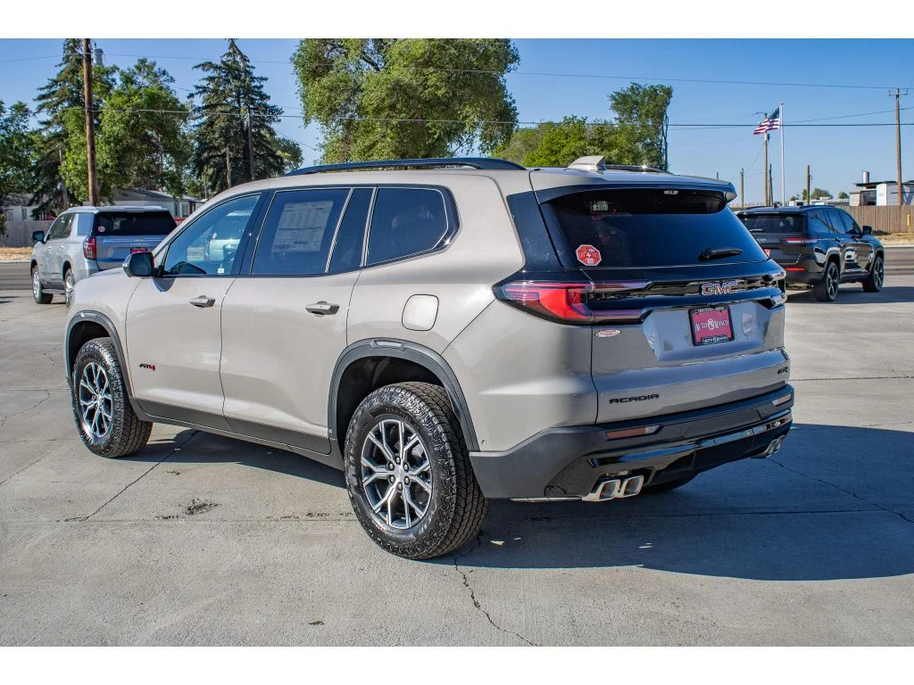 New 2026 RIVERSTONE METALLIC GMC AWD AT4 image 6