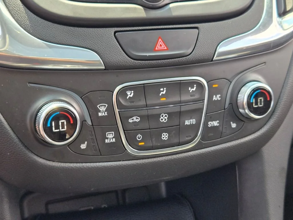 Used 2021 Blue Chevrolet LT image 28
