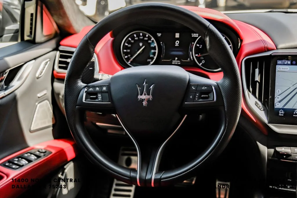 Used 2023 White Maserati Trofeo image 15