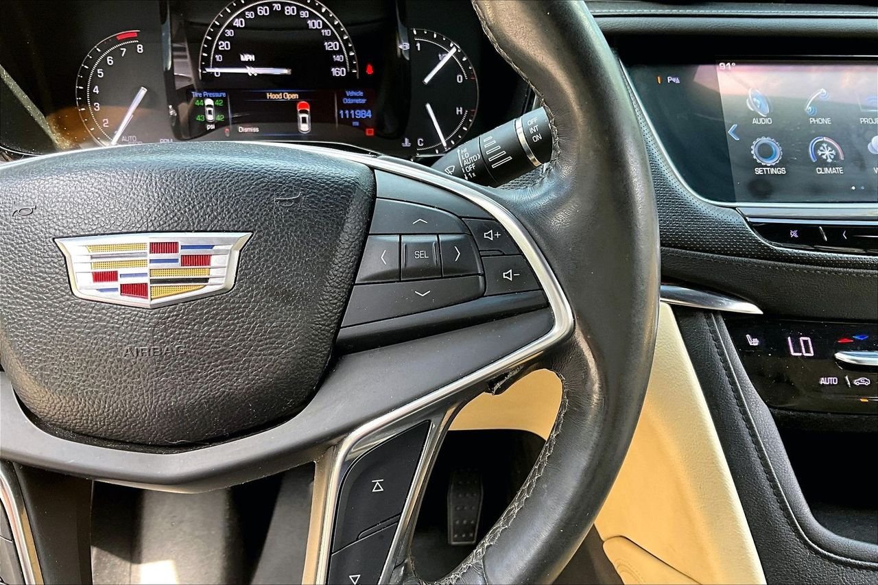 Used 2017 Silver Cadillac Luxury image 11