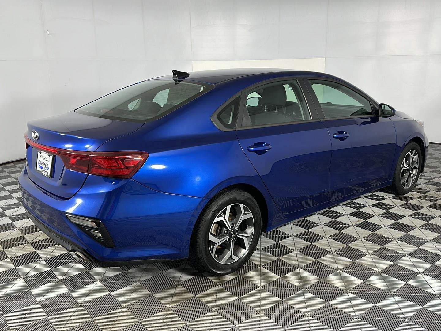 Used 2021 Deep Sea Blue Kia LXS image 24