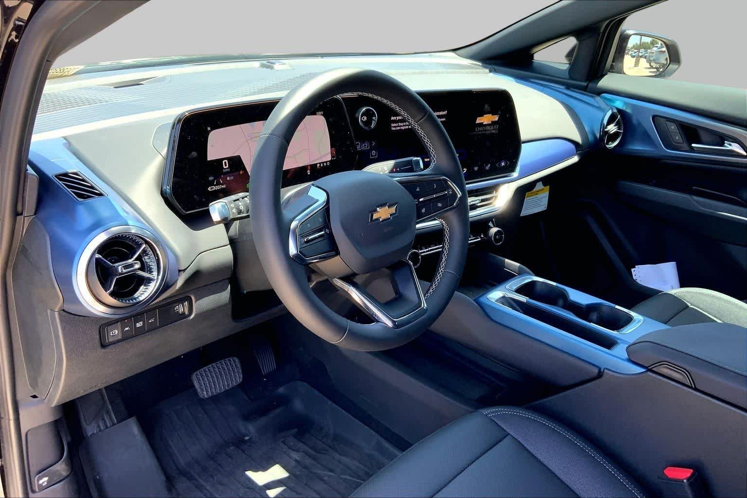 2026 Chevrolet Equinox EV 2LT - Photo 9