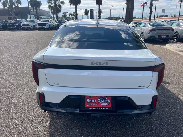 Used 2025 White Kia GT-Line image 3
