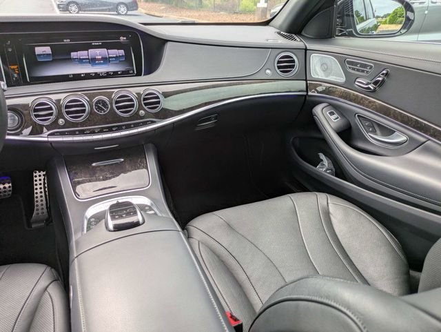 Used 2017 Black Mercedes-Benz S 550 image 18