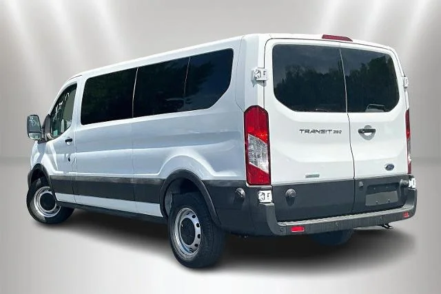 2025 Ford Transit Passenger Van XL - Photo 17