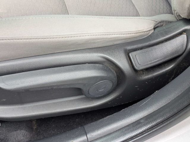 Used 2020 Silver Hyundai SEL image 18