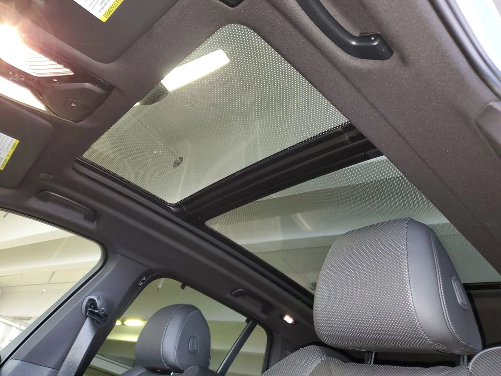 Used 2026 Brooklyn Grey Metallic BMW sDrive40i image 17